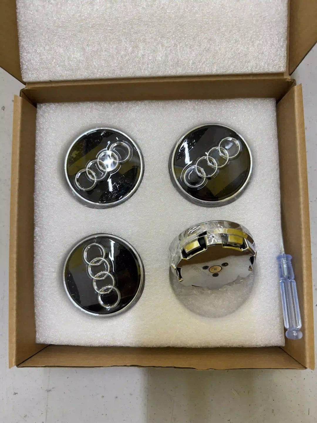 Audi Dynamic Floating Alloy Wheel Centre Caps Hubs Dust Covers Black - 60mm | AutoCap Solutions