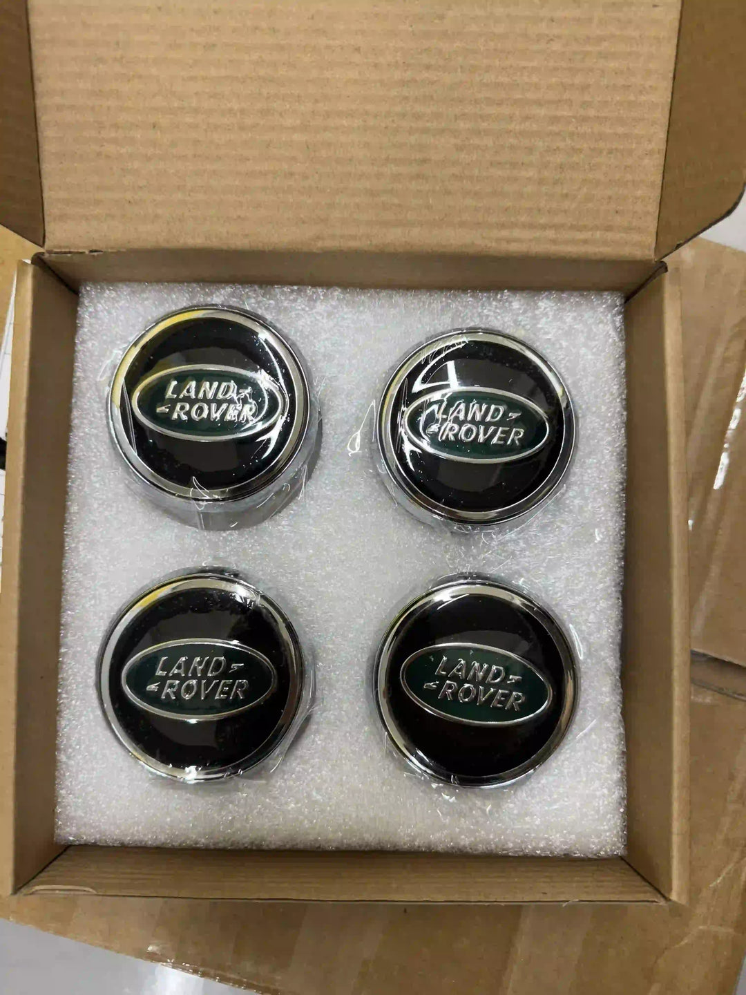 Set of 4 Range Rover Floating Land Rover Alloy Wheel Centre Caps 62mm | AutoCap Solutions