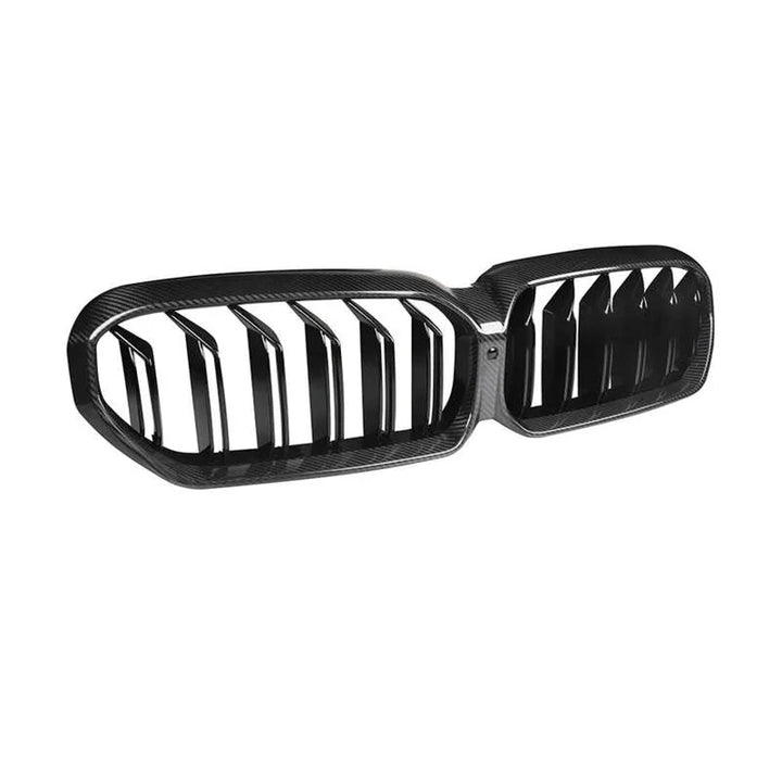 Carbon fibre kidney grille for BMW G30 LCI showing weave