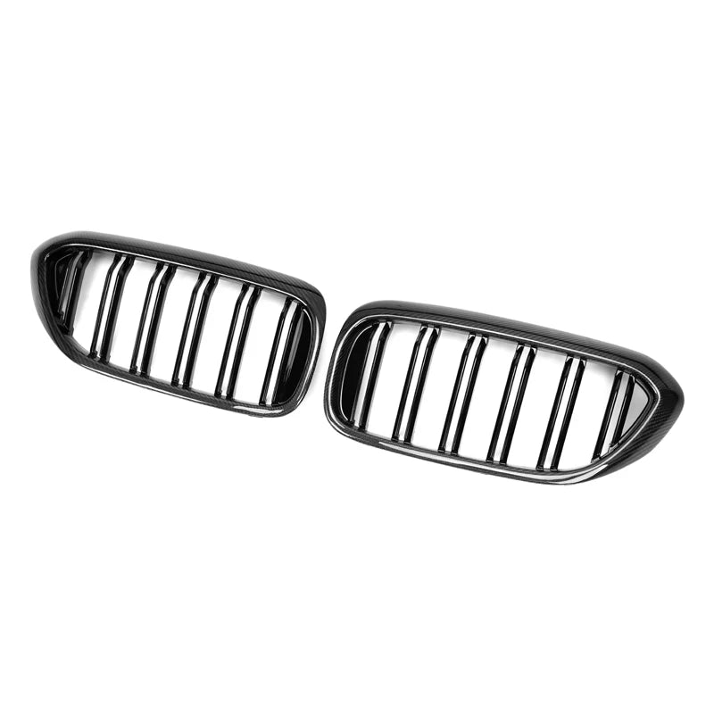 BMW G30 G31 F90 M5 Pre-LCI carbon fibre kidney grille pair lined up together