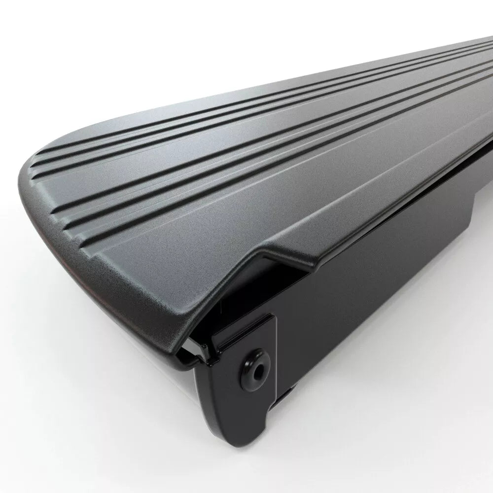 Range Rover Vogue L405 side step trim detail