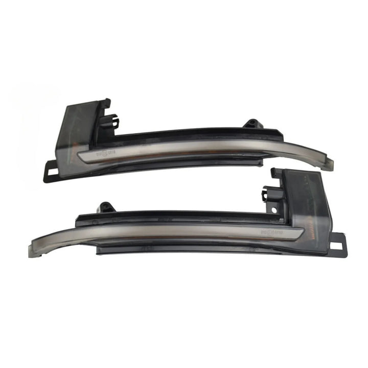 Audi A3 8P dynamic sweeping mirror indicator