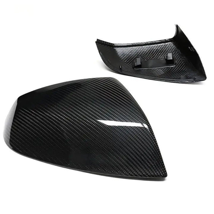 Dry carbon fibre mirror cover for Audi Q5 showing weave