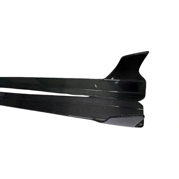 Genuine carbon fibre side skirts for Audi R8 Gen 1 V8 V10