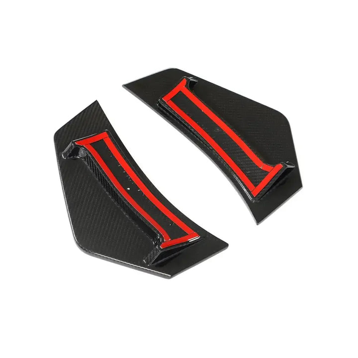 Dry carbon fibre rear bumper corner for Audi R8 Gen 2.5 showing weave