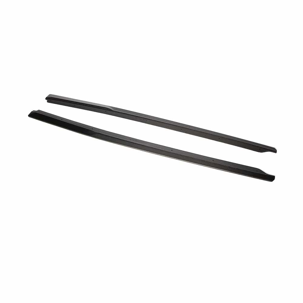 Audi R8 V10 V10 Plus Gen 2 genuine carbon fibre side skirts V1