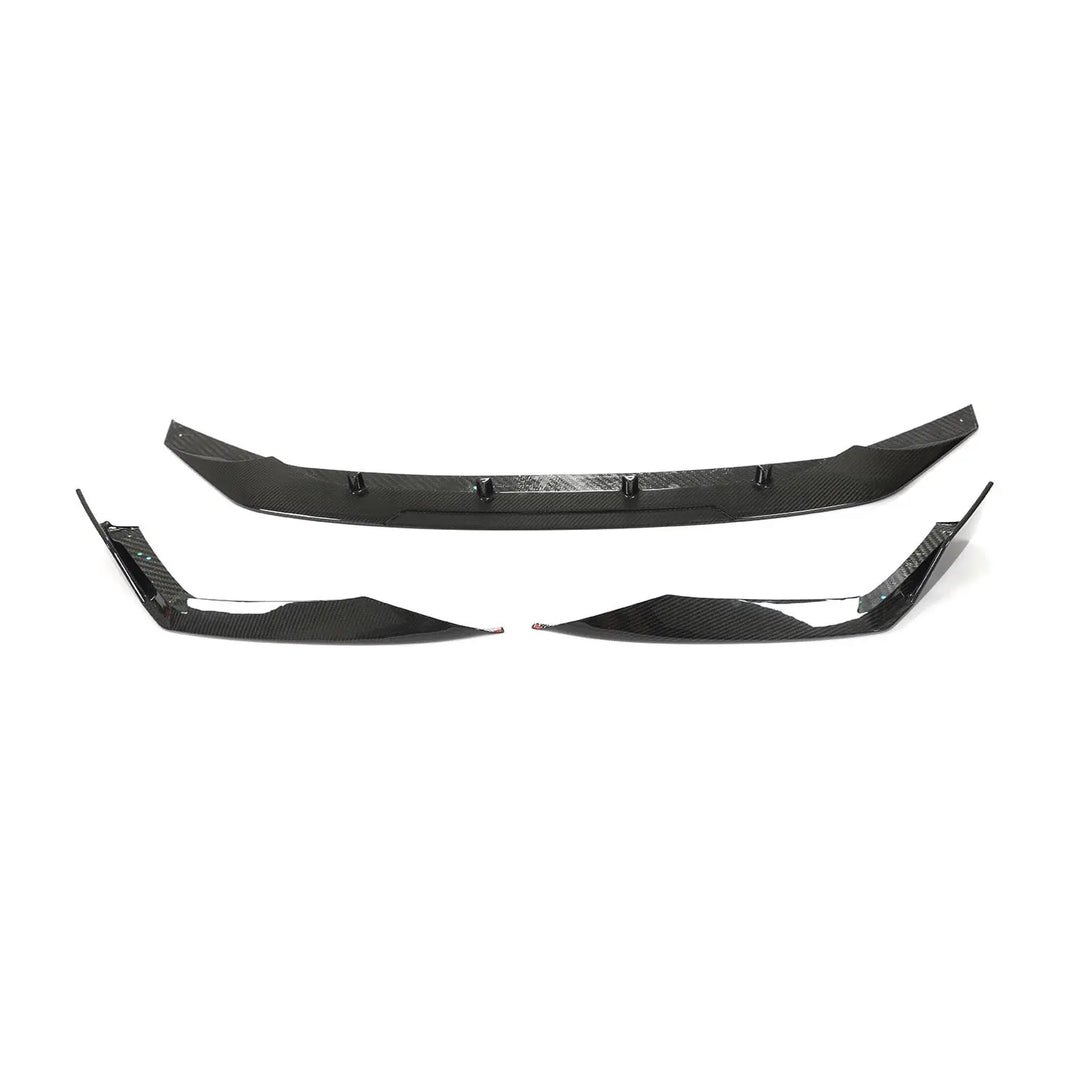 Audi RS6 C8 front bumper carbon fibre detail