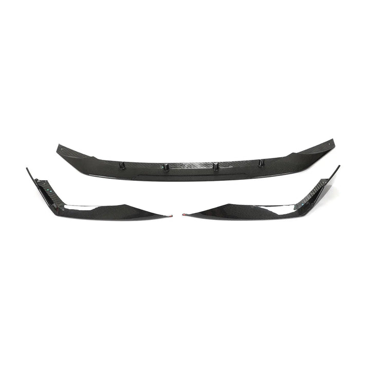 Audi RS6 C8 front bumper carbon fibre detail