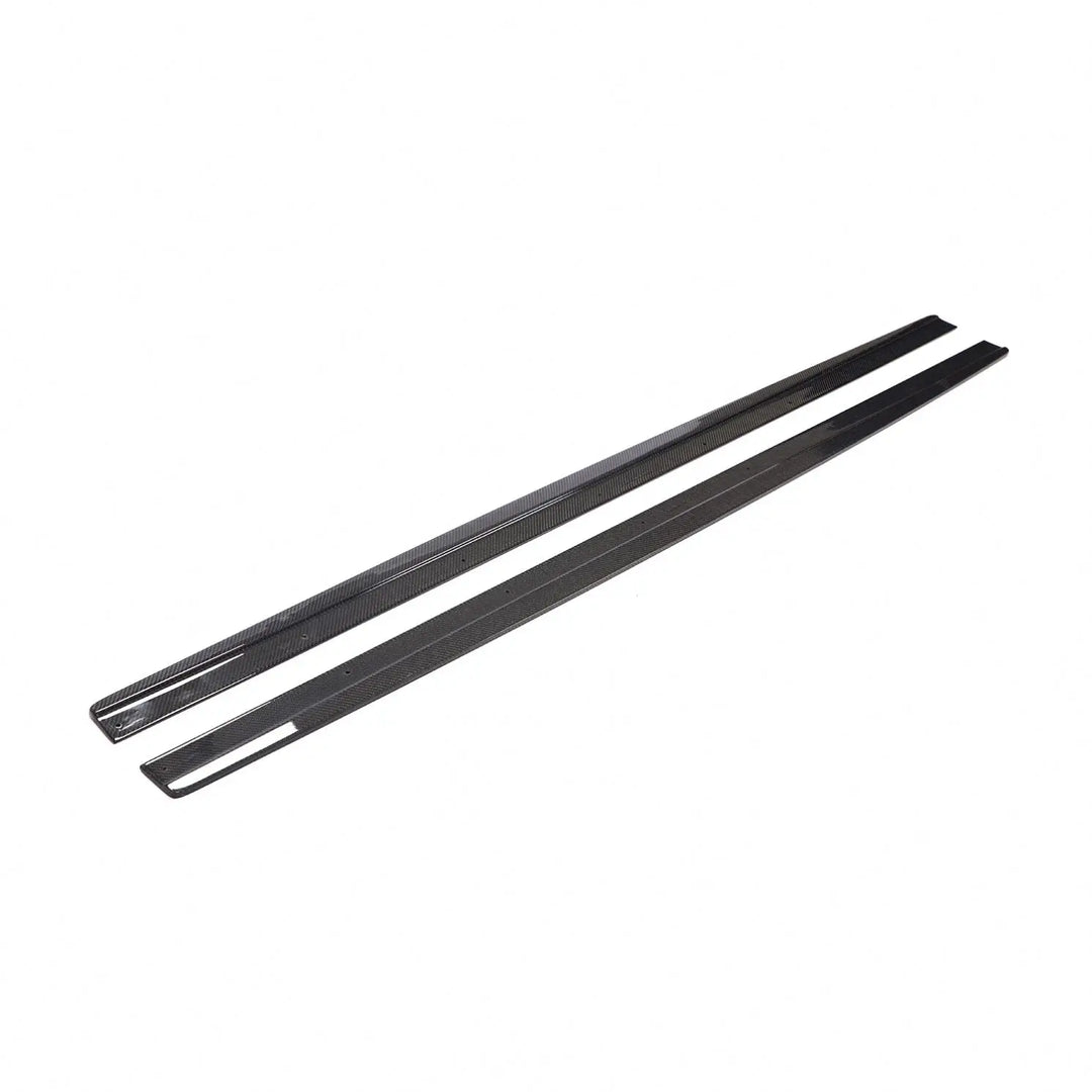 Audi RS6 C7 side profile carbon fibre detail