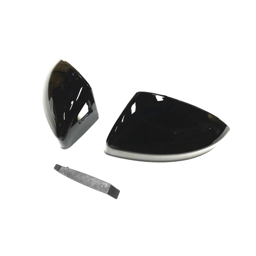 Gloss black mirror cover for Audi R8 close-up