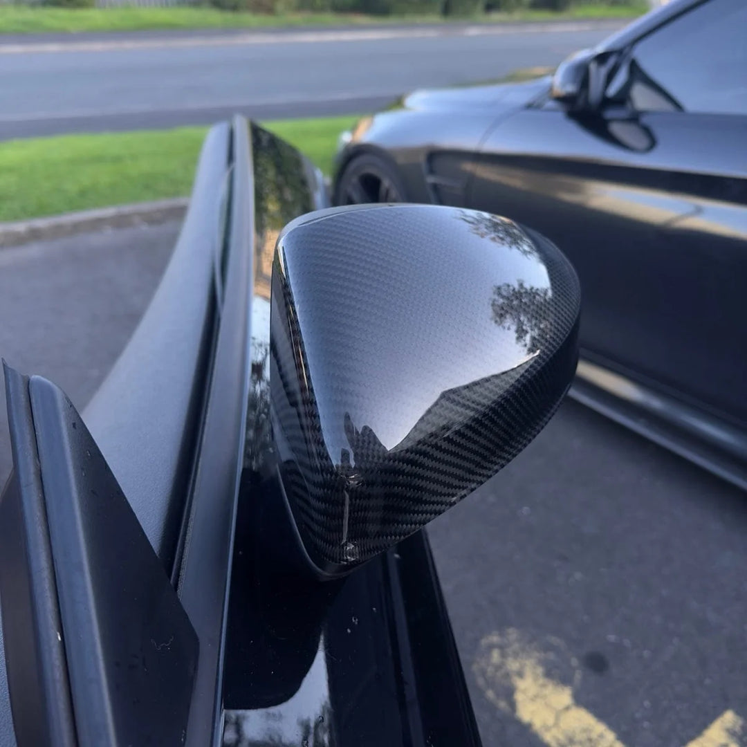 Audi TTS Mk3 with a carbon fibre mirror cover, close-up