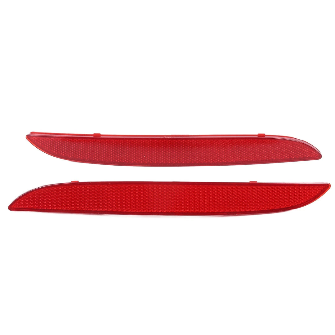 BMW F20 LCI left and right rear bumper reflectors close-up