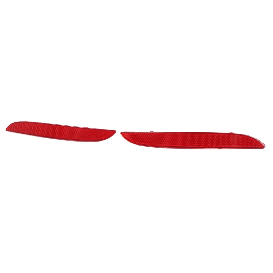 Direct replacement rear reflectors for BMW F20 F21 LCI