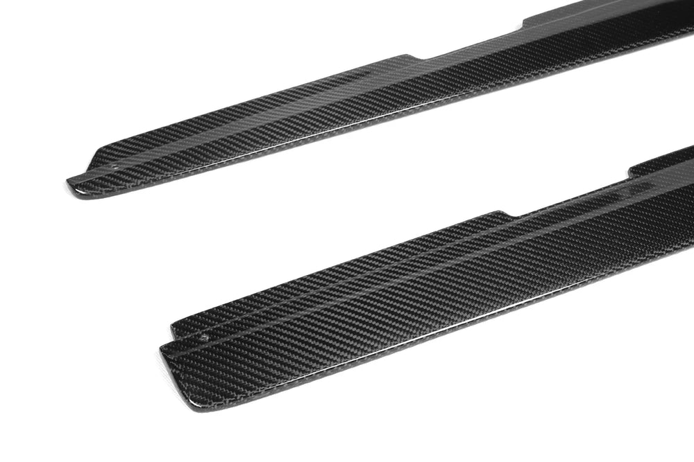 Carbon fibre side skirt V1 for BMW F22 M Sport showing weave