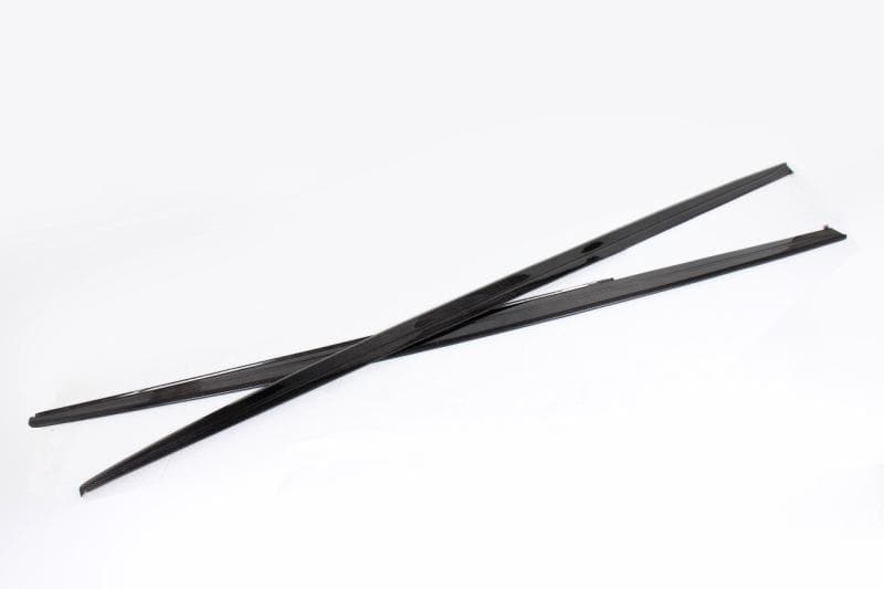 Carbon fibre side skirt V1 for BMW F30 M Sport showing weave