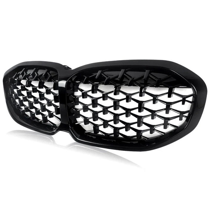 BMW F40 gloss black front grille close-up