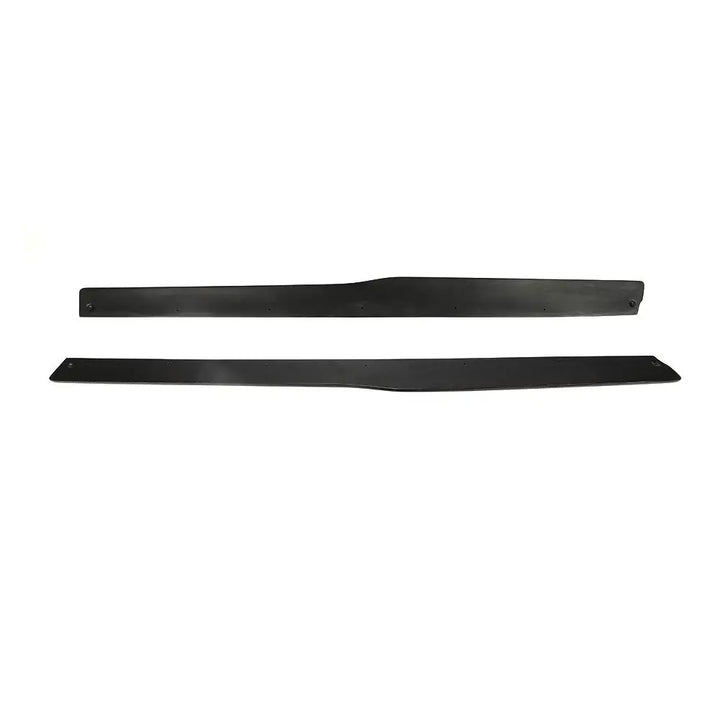 Carbon fibre side skirt V1 for BMW M4 F82 showing weave