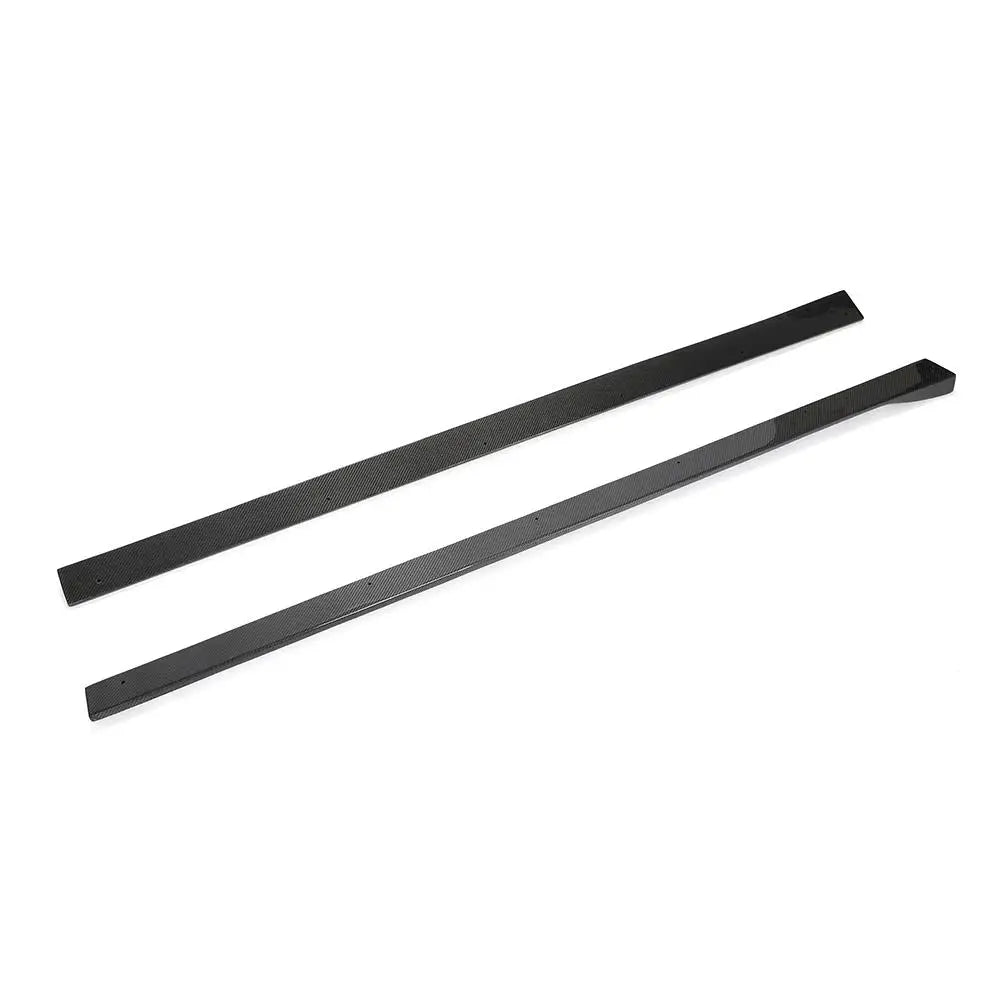 Carbon fibre side skirt V2 for BMW M2 showing weave alternate shot