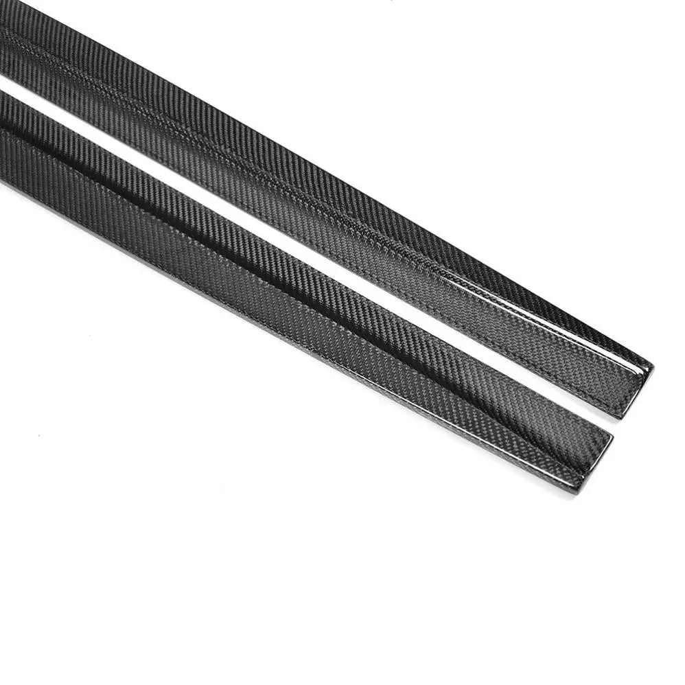 Carbon fibre side skirt V1 for BMW G30 M Sport showing weave