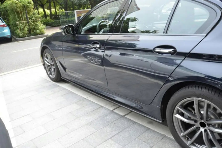 BMW F90 M5 side skirt V1 installed