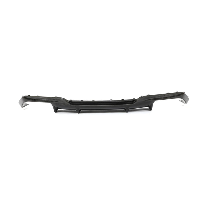 BMW M8 F93 rear bumper carbon fibre detail