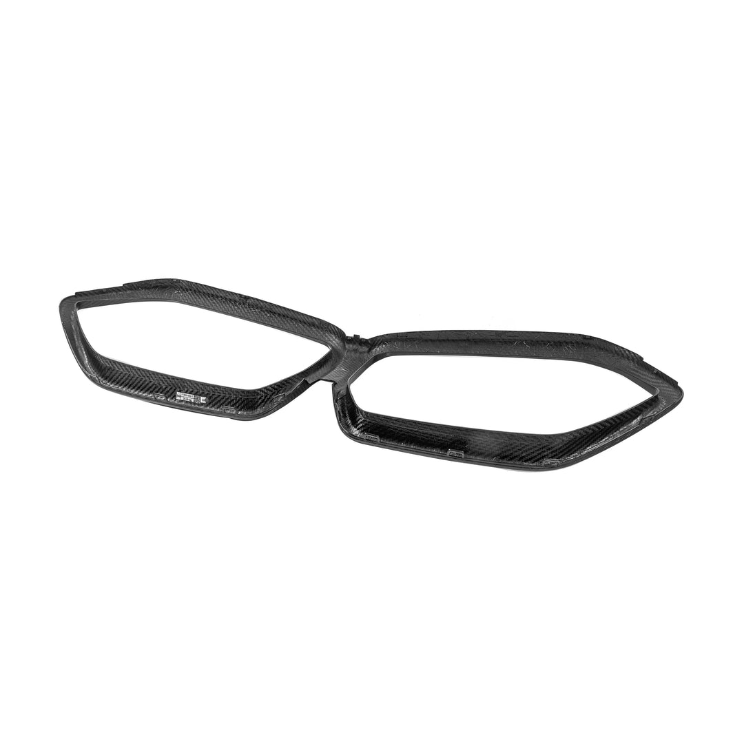 BMW X5M F95 LCI front grille carbon fibre detail rear side