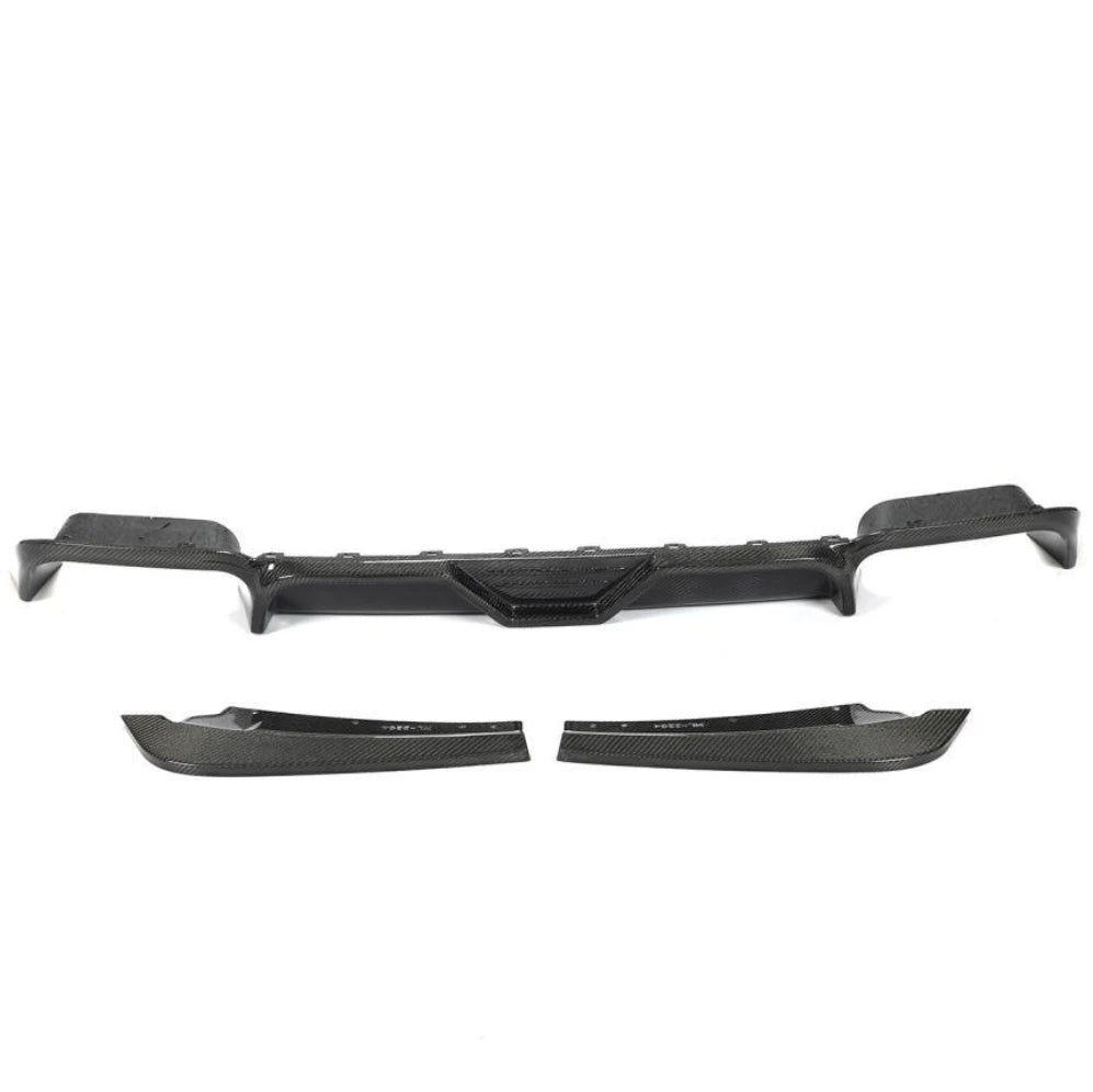 BMW X3M F97 rear bumper carbon fibre detail