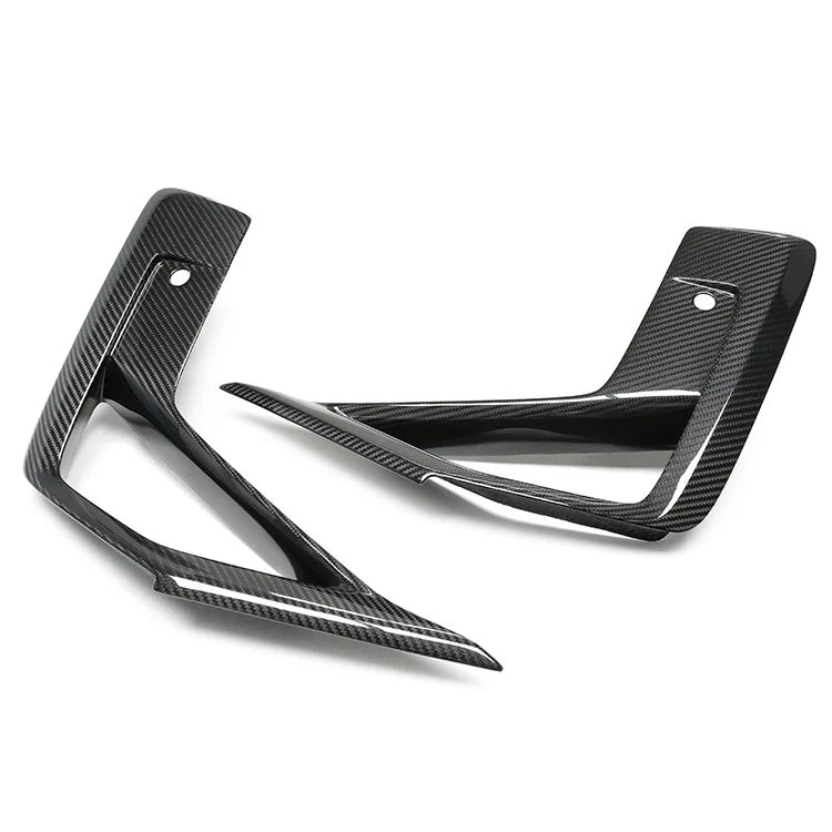 Dry carbon fibre front bumper trim for BMW X3M LCI showing weave