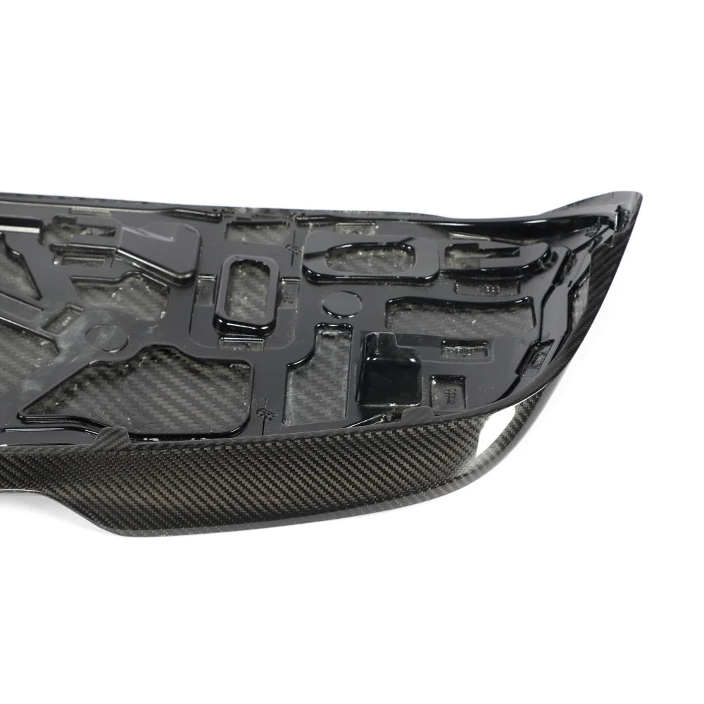 BMW X5M F95 LCI tailgate carbon fibre spoiler detail
