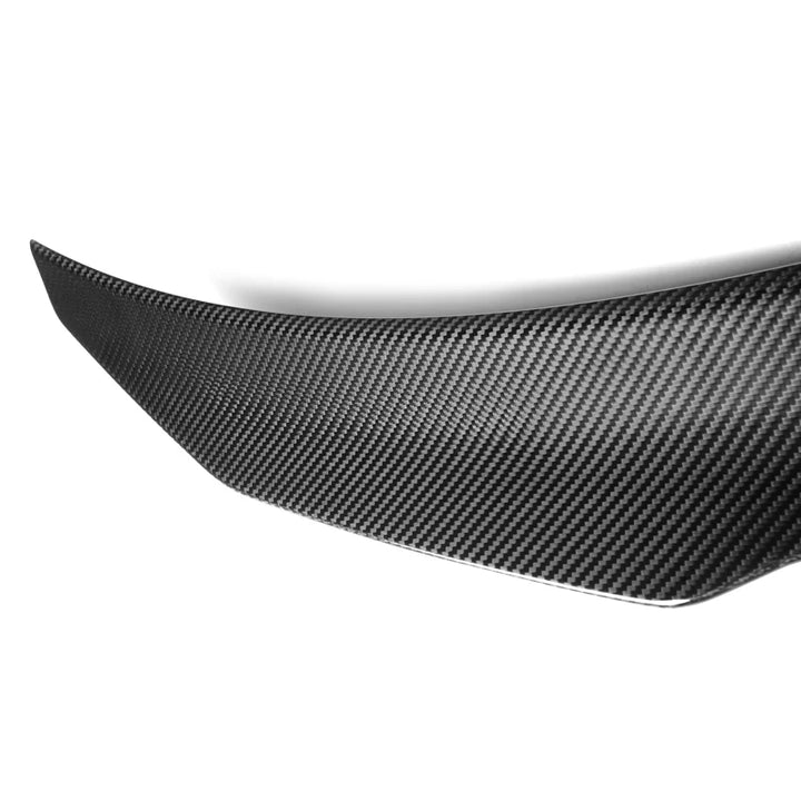 Dry carbon fibre ducktail spoiler V1 for BMW 8 Series G15 Coupé close up