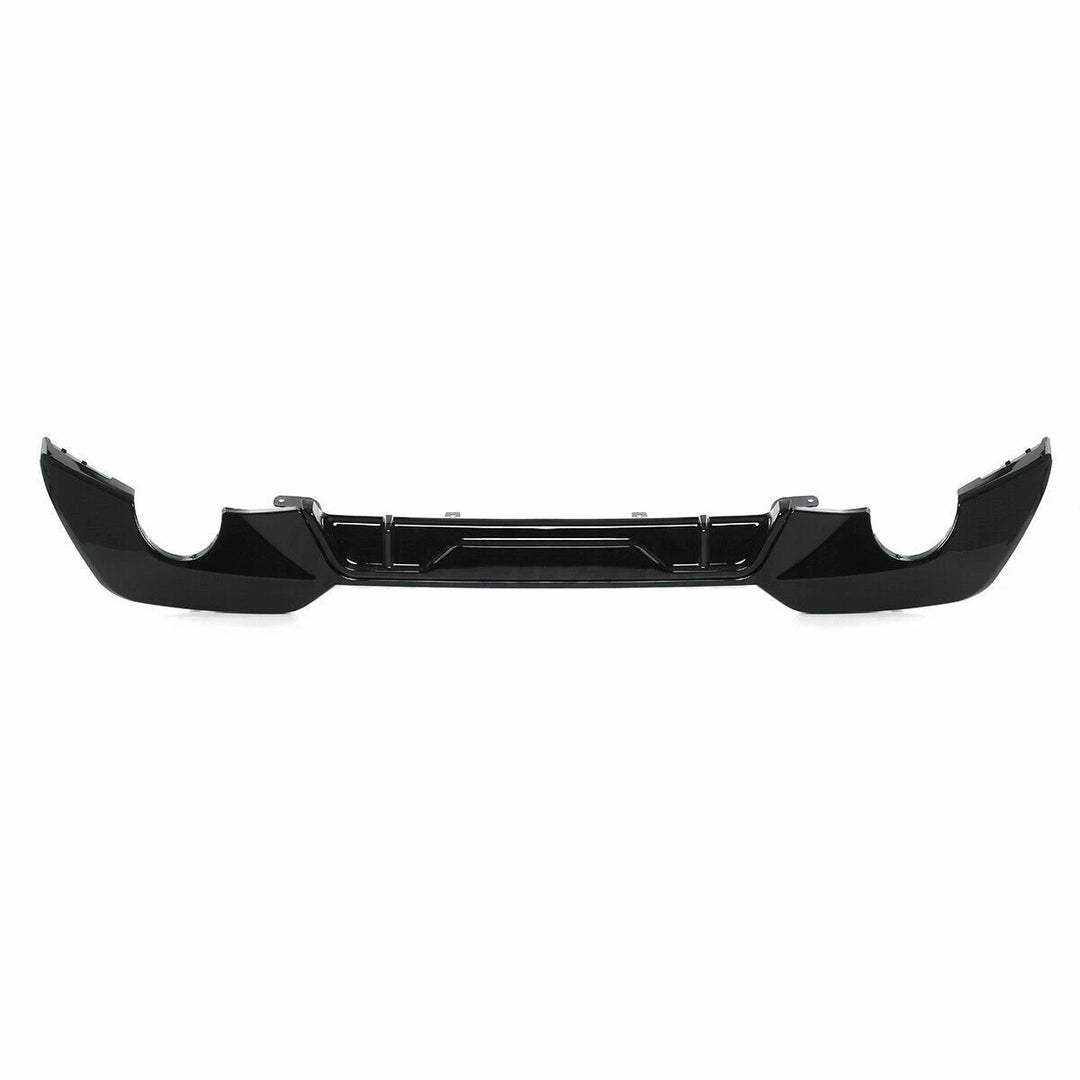 BMW G20 M Sport body kit V1 dual exhaust diffuser close-up