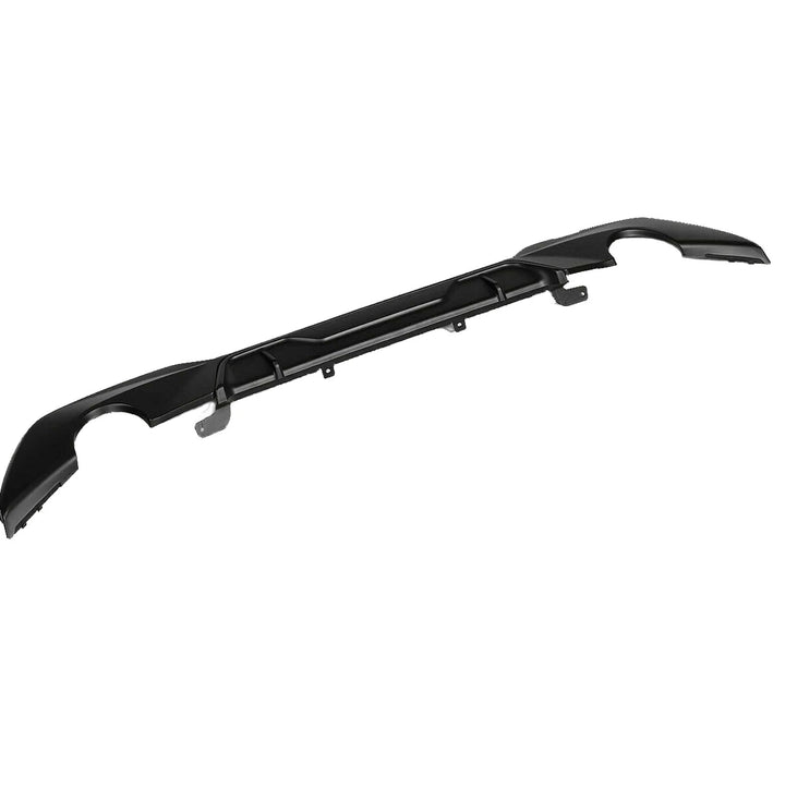 BMW G21 Touring M Sport gloss black rear diffuser close-up