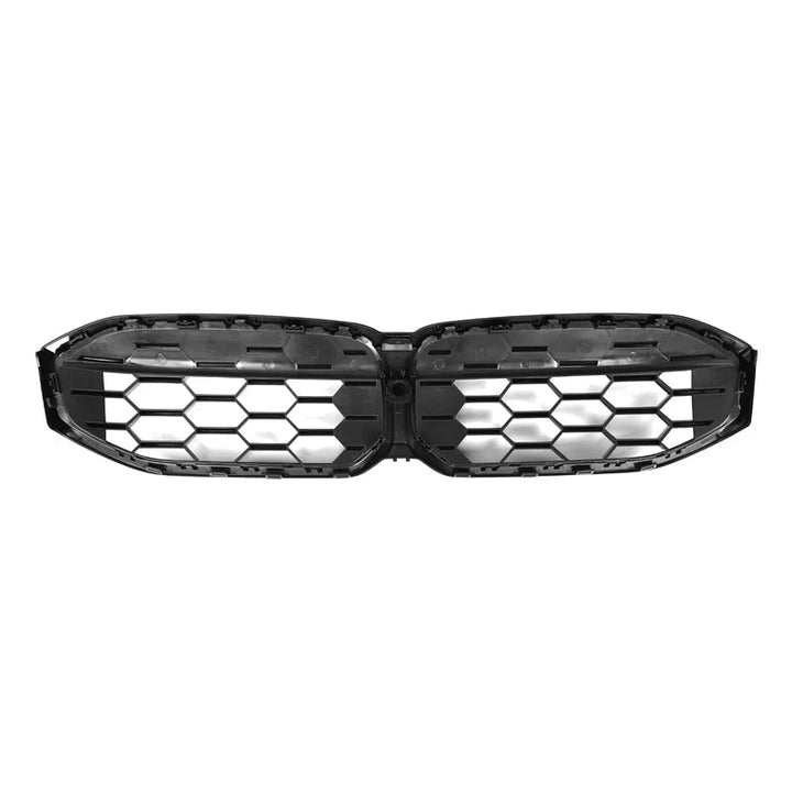 BMW G21 Touring LCI diamond grille close rear view
