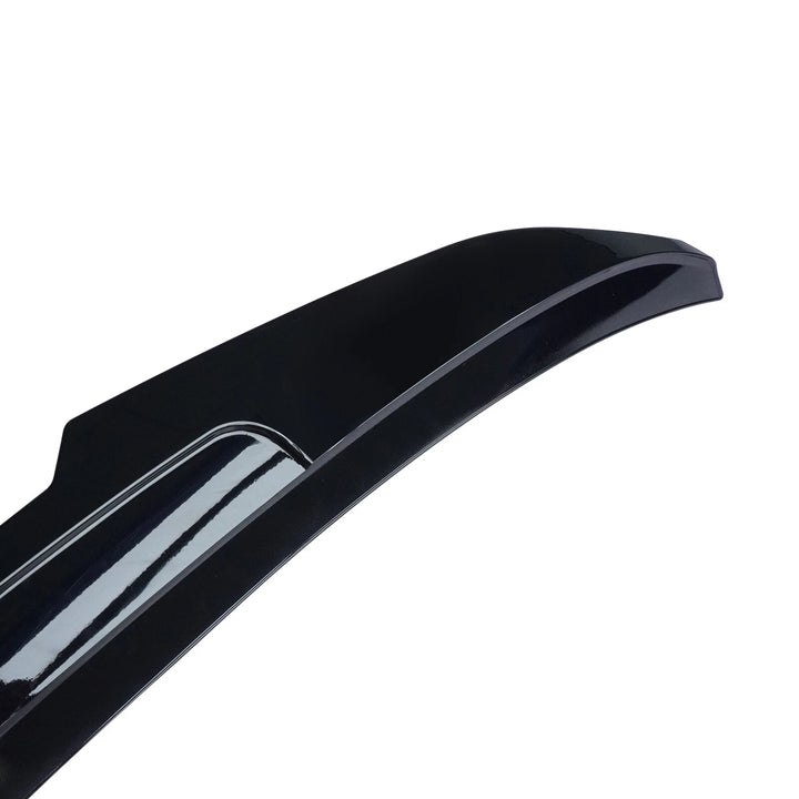 BMW G30 gloss black rear spoiler V1 close-up