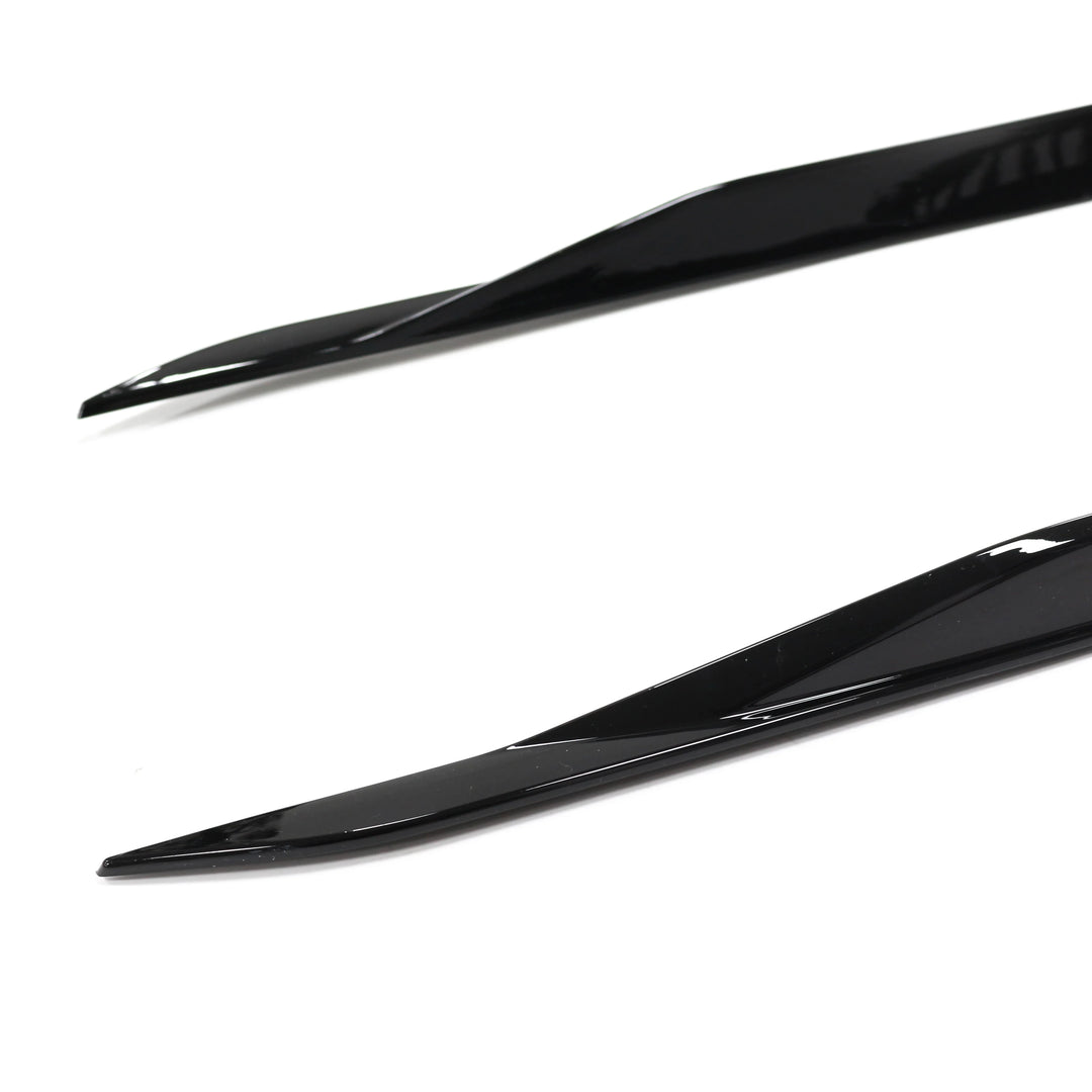 BMW 5 Series G60 M Sport side profile carbon fibre detail