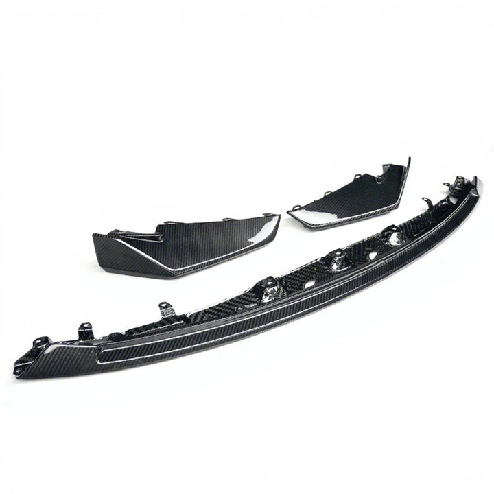 BMW M3 G81 Touring dry carbon fibre splitter V4 close-up