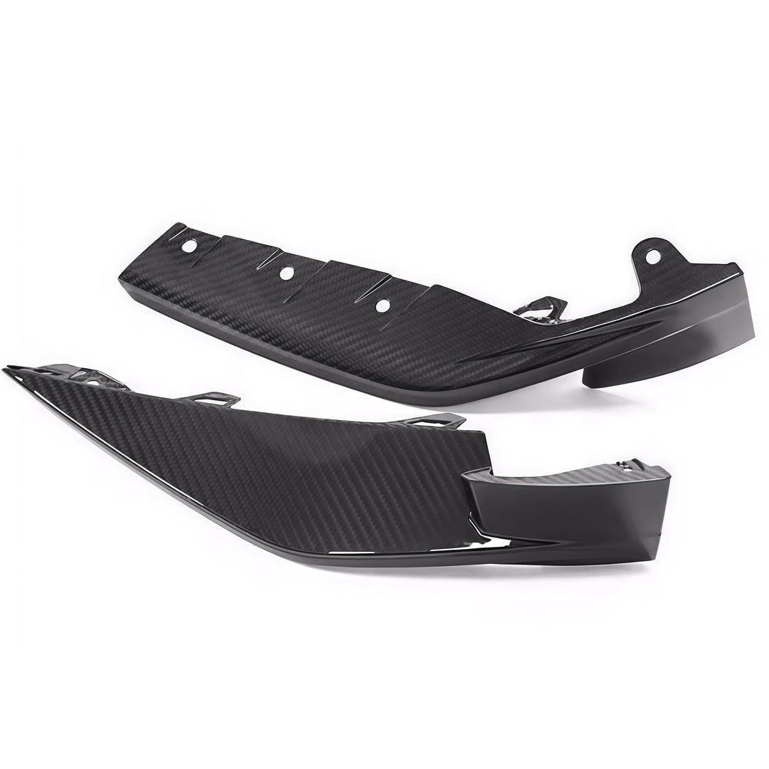 Dry carbon fibre front bumper corner for BMW M3 G80 showing weave
