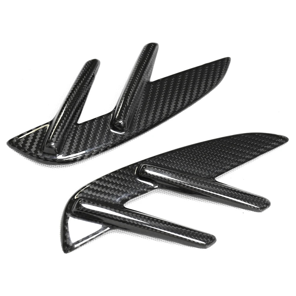 BMW M4 G82 side fender trim close-up