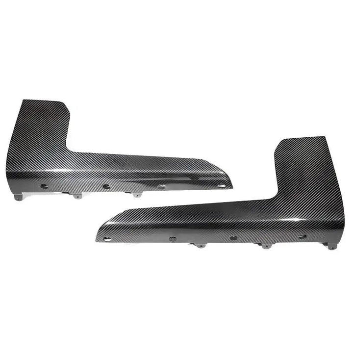 BMW M2 G87 dry carbon fibre side skirt V3 close-up