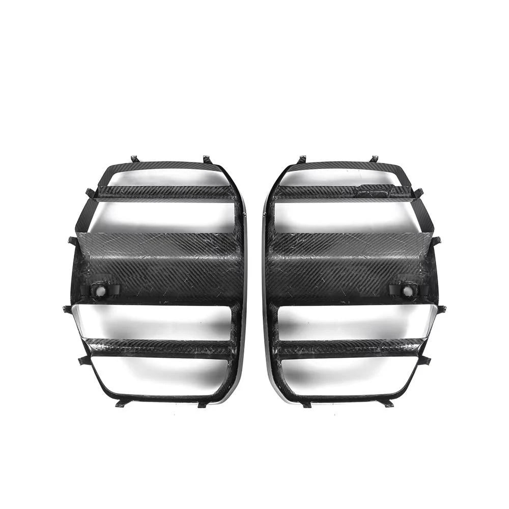BMW M4 G82 dry carbon fibre kidney grille installed front view