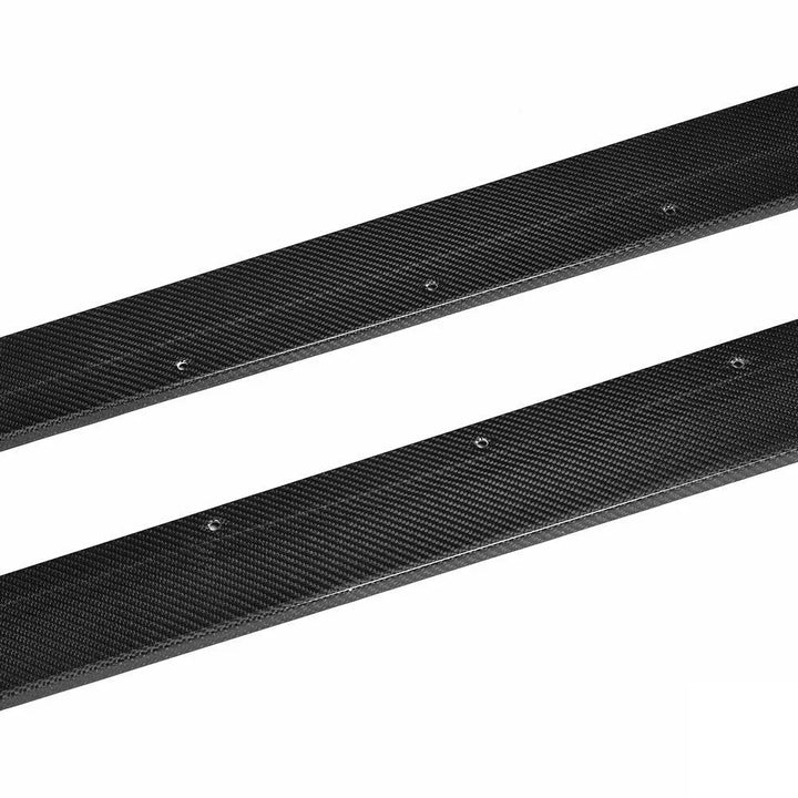 Real woven carbon fibre side skirt for BMW M3 M4 F80/F82/F83 showing weave pattern