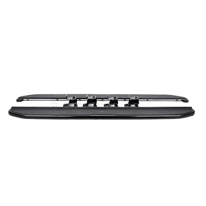 Discovery Sport side step bracket mounting detail
