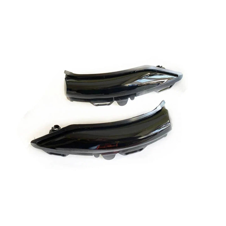 Ford Fiesta Mk8 dynamic sweeping mirror indicators