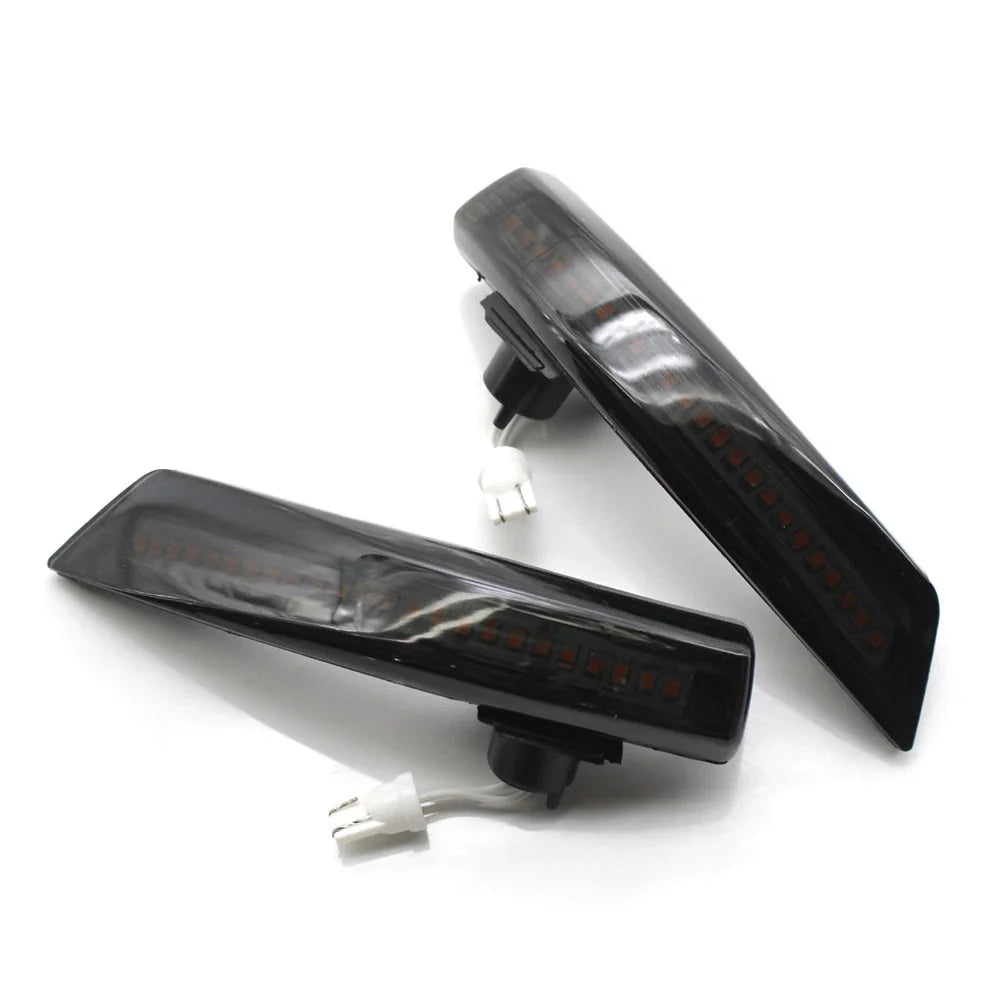 Ford Focus Mk3 dynamic sweeping mirror indicators