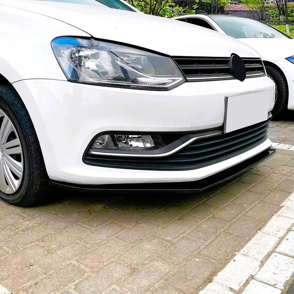 Gloss black front splitter for Polo Mk5, front three-quarter view