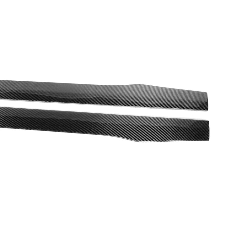 Carbon fibre side skirt for Mercedes W205 C63 close-up alternate