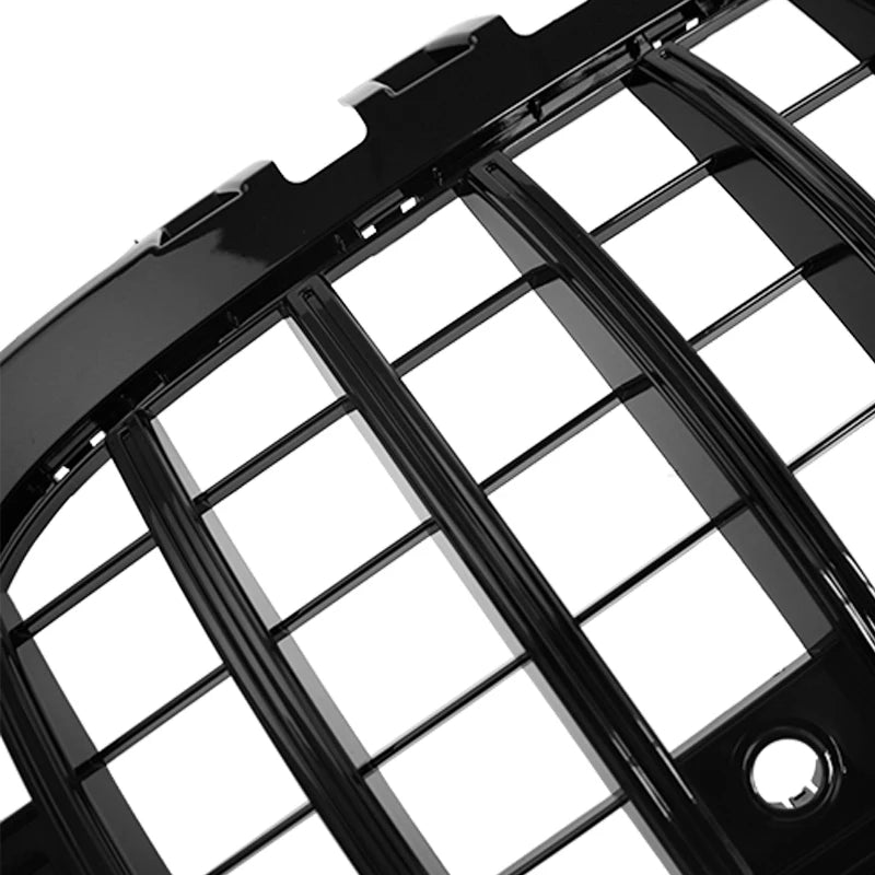 Mercedes V177 Saloon AMG-Line black grille close-up