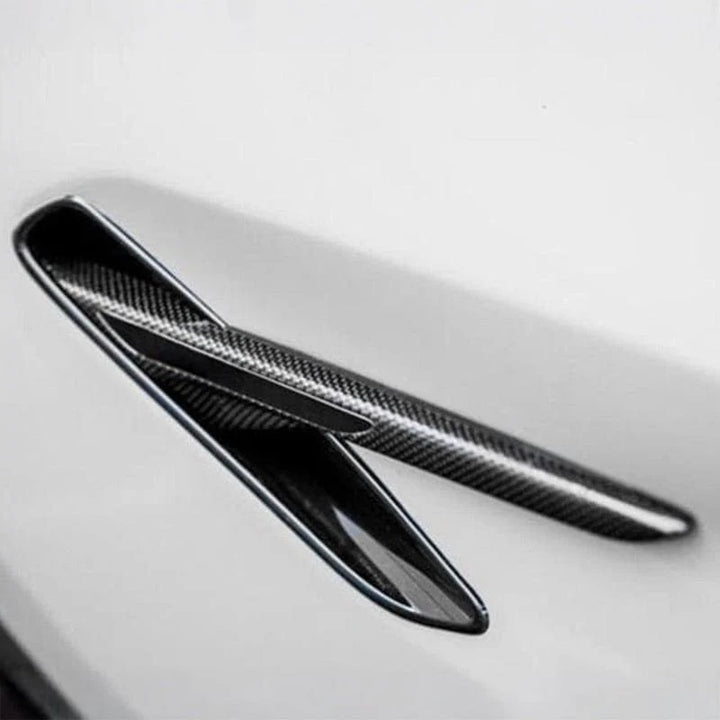Dry carbon fibre fender trims for BMW M5 F90