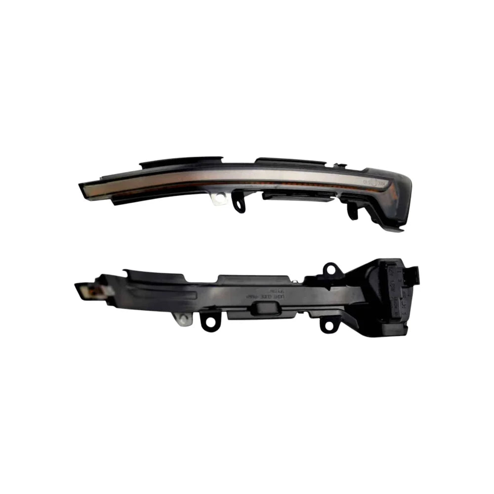 SEAT Leon Cupra sequential LED turn signal mirror upgrade