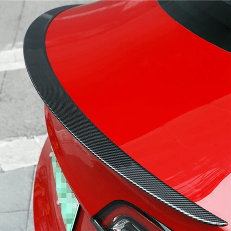 Tesla Model 3 carbon fibre spoiler installed